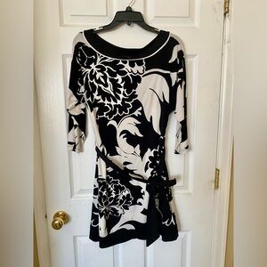 WHBM tunic top. Worn once. Looks cute with leggings or jeans!